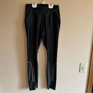 Nike Dri Fit Leggings with Reflective Accents Size S